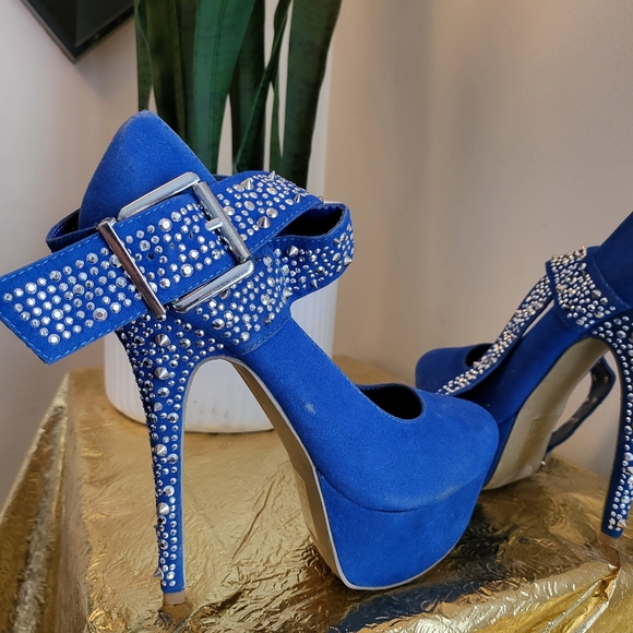 Platform heels - Picture 2 of 8